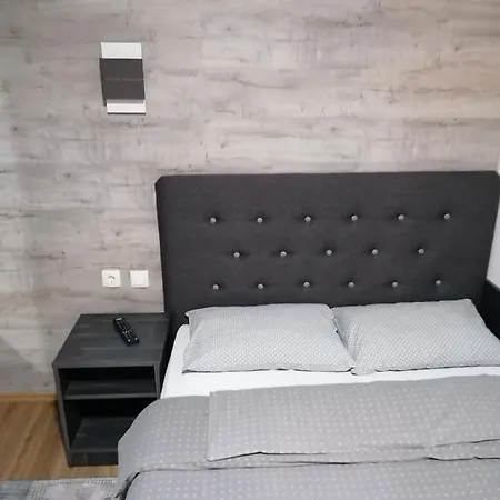 Gæstehus Prenociste Day