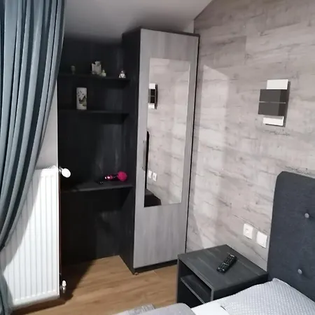 Gæstehus Prenociste Day 4*