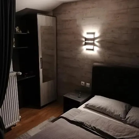 Gæstehus Prenociste Day Smederevo