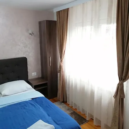 Gæstehus Prenociste Day 4*