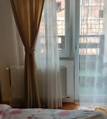 Gæstehus Prenociste Day 4*