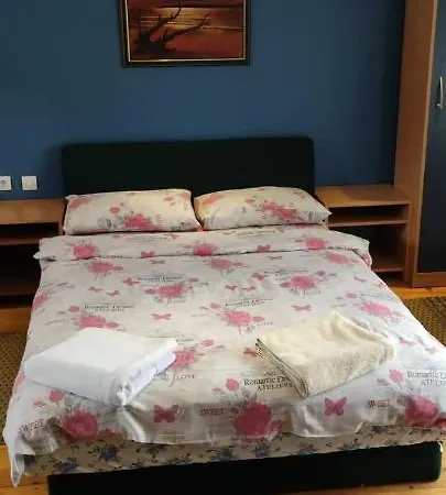 Gæstehus Prenociste Day 4*